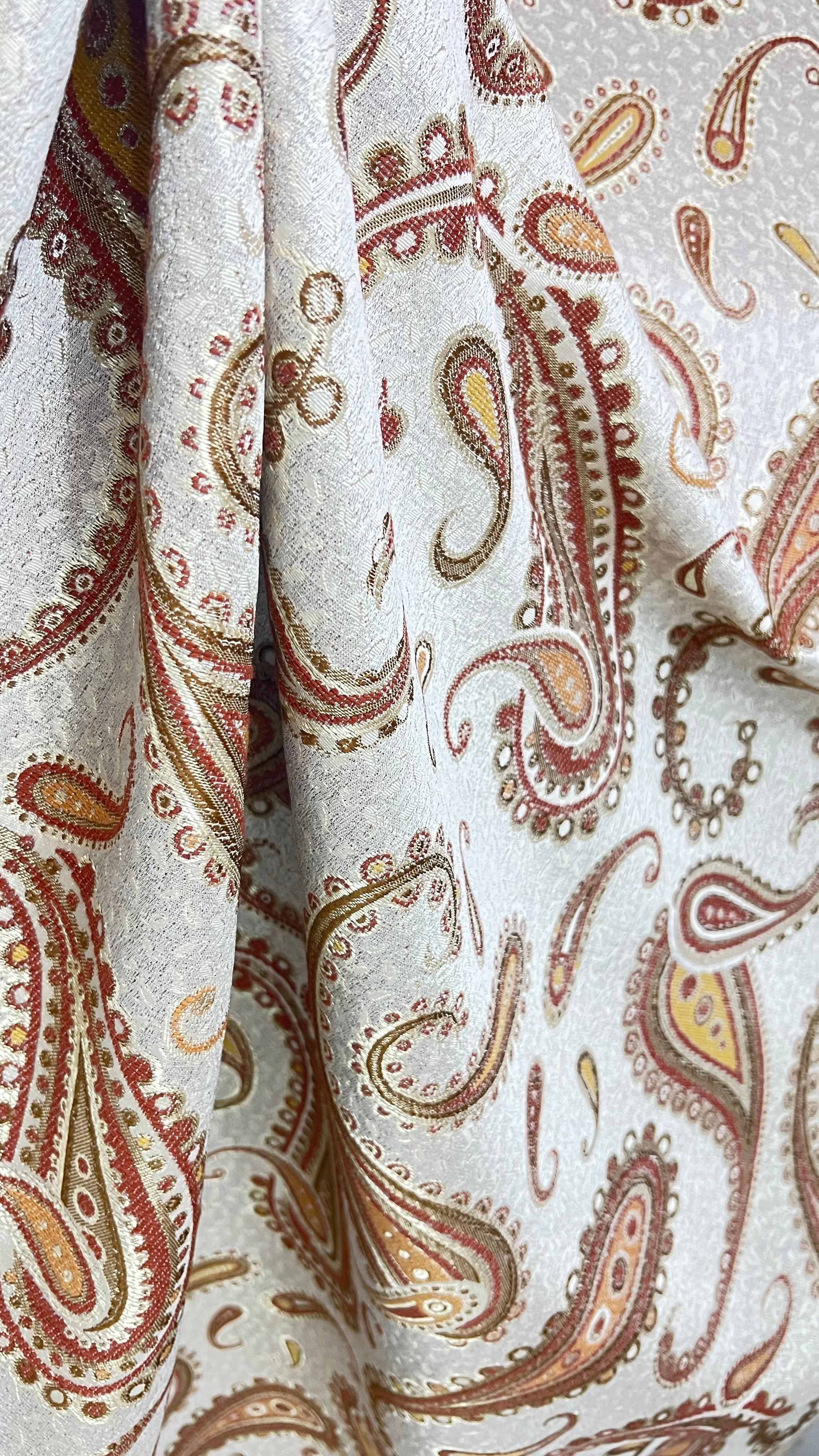 Sultana Paisley Red Persian jacquard fabric for dining chair cushion craft retro vintage detail