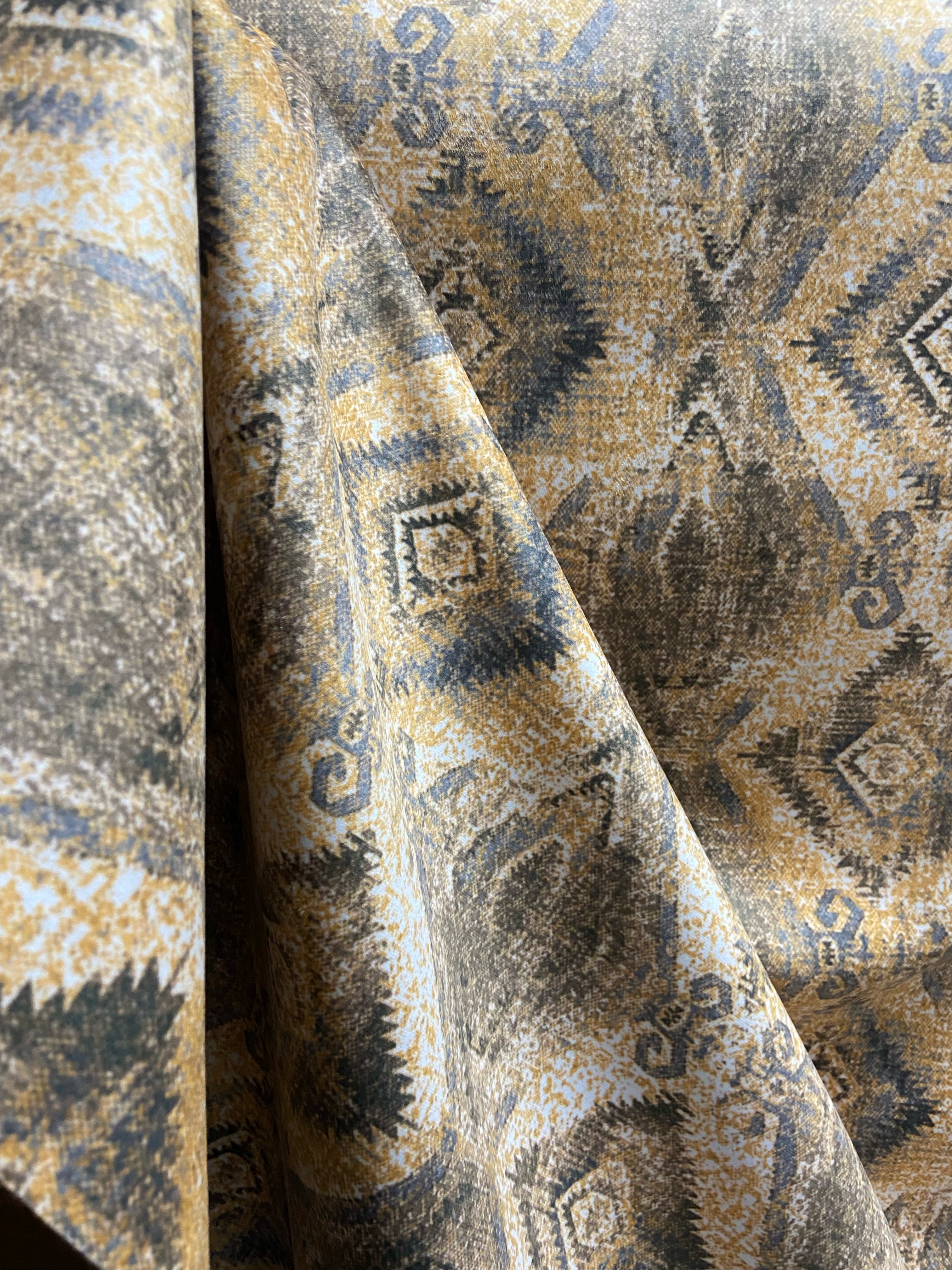 Aztec patterned design on Gold