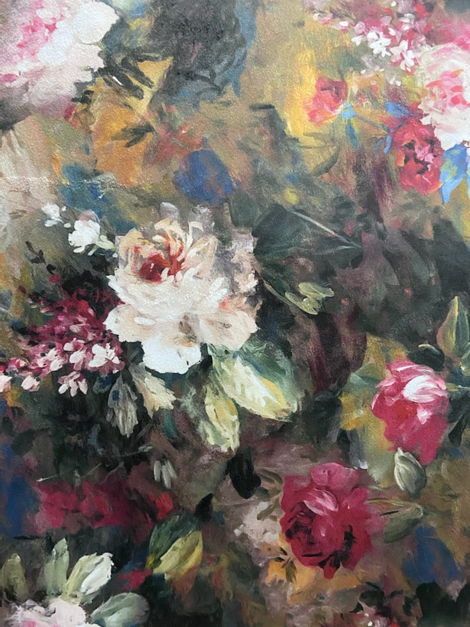 Floral pattern on a Umber colored background